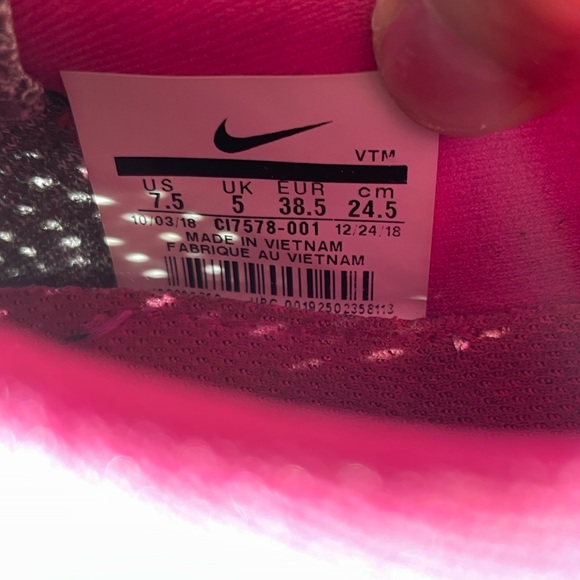 Nike Women's Odyssey React 2 Flyknit Running Shoes size 7.5 - Picture 4 of 4